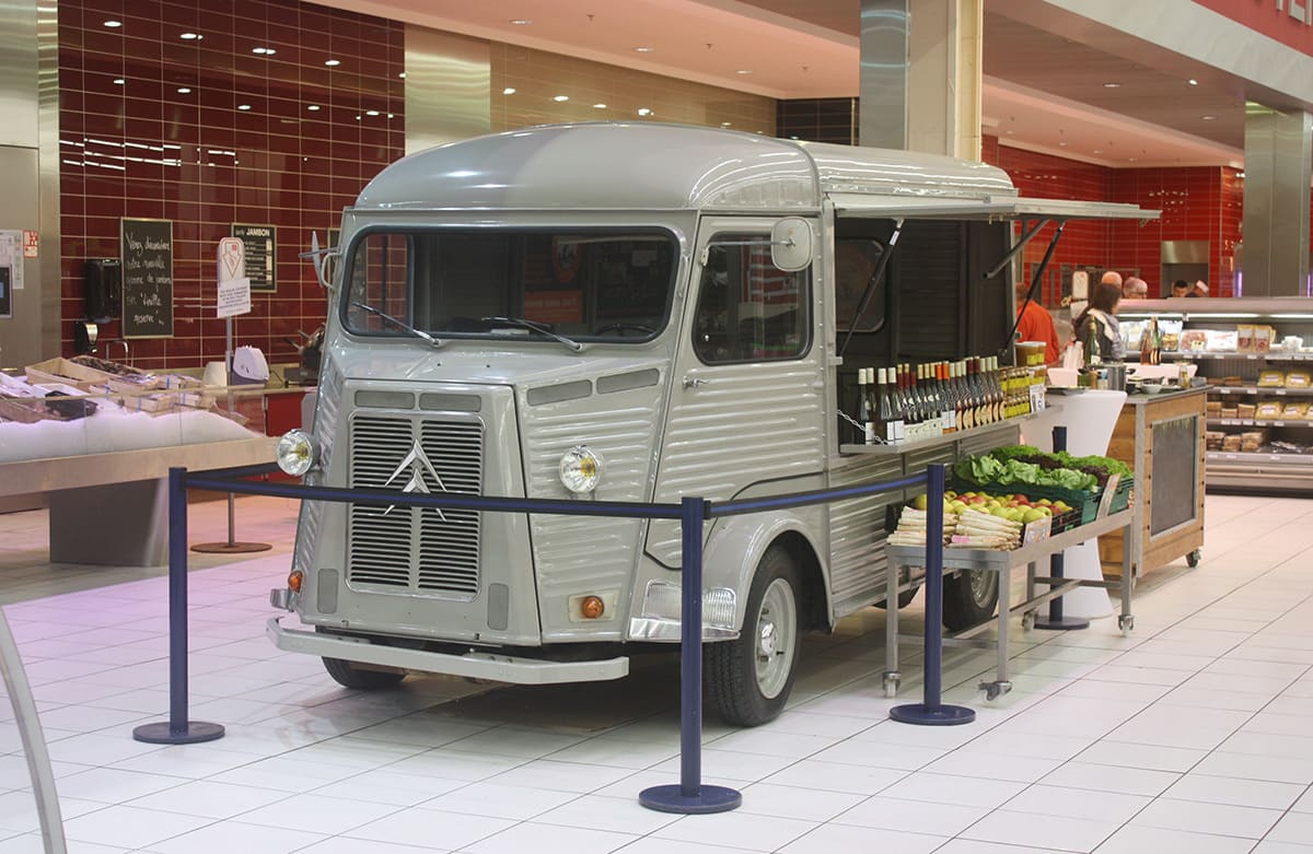 vehicule-publicitaire-ancenis-nantes-angers.jpg